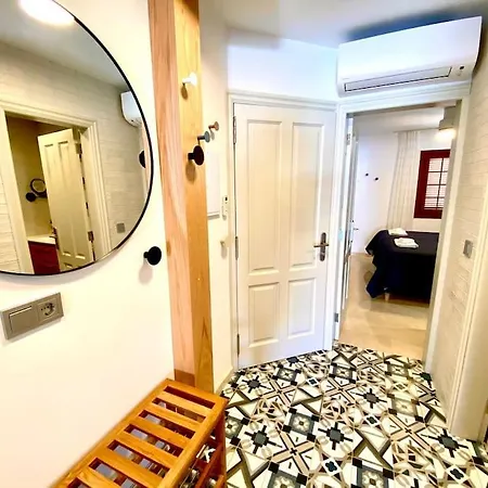 Stylish & Modern 1 Bedroom On Frontline Of Playa Del Duque شقة